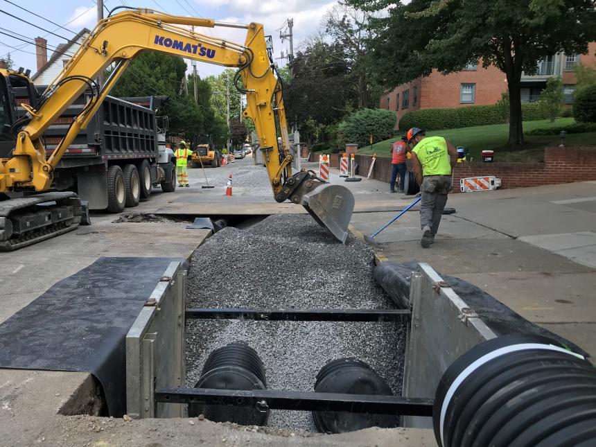 Construction crew working on Maryland Avenue stormwater project
